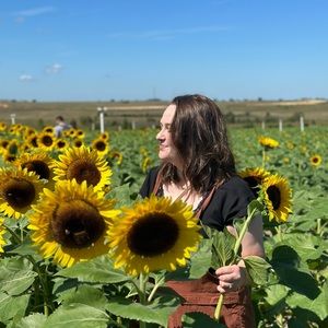 Meet your Posher, Veronica
